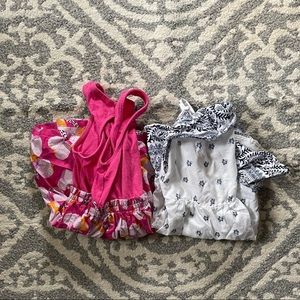 2 sleeveless Dresses